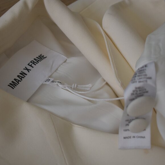 Frame x Imaan Darted Off White long Blazer, 3/4 ruffled sleeves - Picture 9 of 13